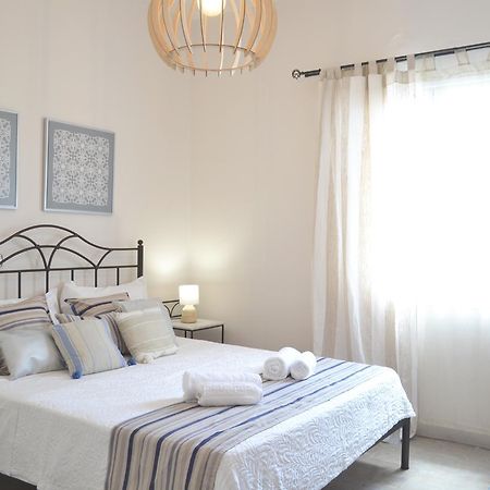 Ariadne & Theseus Apartments Naxos City Екстериор снимка