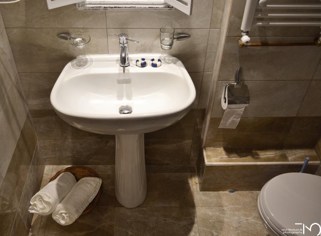Ariadne & Theseus Apartments Naxos City Екстериор снимка